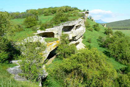 Крымский пещерный город Бакла